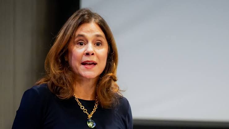 Lorie Logan speaking at a research conference at the Federal Reserve Bank of Dallas regarding inflation policy.