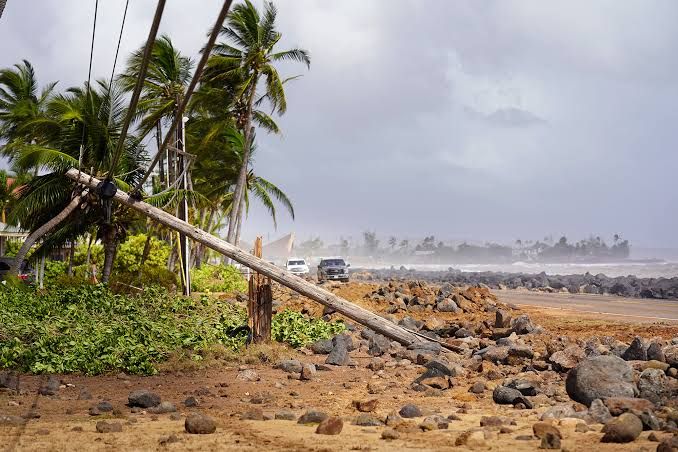 Storm damage exposed the side of a Kiahuna Plantation condo in Poʻipū after Hurricane Lowell moved through Kauaʻi.