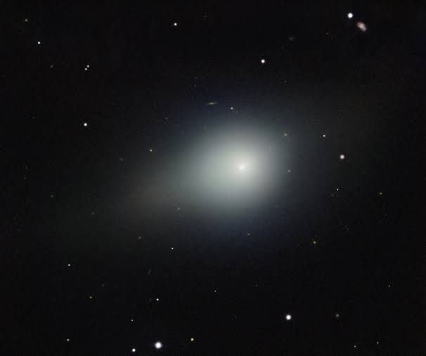 A colorful spectral breakdown of 3I/ATLAS showing the distinct distribution patterns of its dust, gas, and ion components.