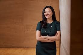 Alvina Lo of BNY Wealth discussing wealth transfer planning strategies at a professional advisory event.