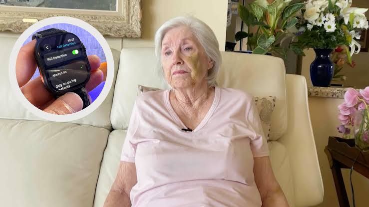 An 86-year-old woman wearing an Apple Watch that detected her severe fall and alerted her family.