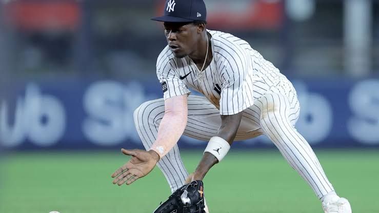 Jazz Chisholm Jr. running the bases during a Yankees game before his injury.