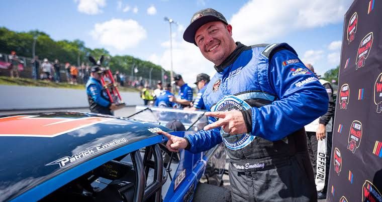 Patrick Emerling driving his modified race car at White Mountain Motorsports Park during the 200-lap event.