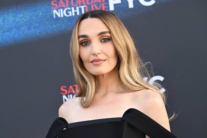Chloe Fineman speaking at a Saturday Night Live event at the Saban Media Center in Los Angeles.