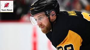 Anthony Mantha skating during a game while playing for the Pittsburgh Penguins.
