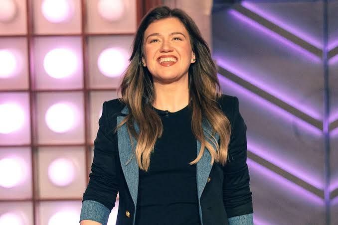 Kelly Clarkson performing on stage during her Las Vegas residency at Caesars Palace.