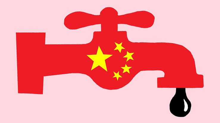 Illustration of a red faucet decorated with the Chinese flag dripping a single drop of oil.