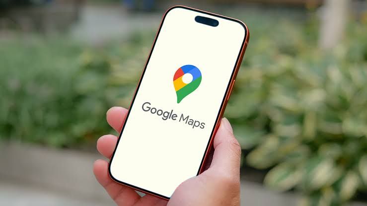 Google Maps app logo displayed on the screen of an iPhone 17 Pro during a storage cleanup demonstration.