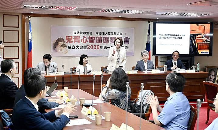 KMT Legislator Chen Ching-hui presiding over the inaugural meeting of the Children and Adolescent Mental Health Committee.